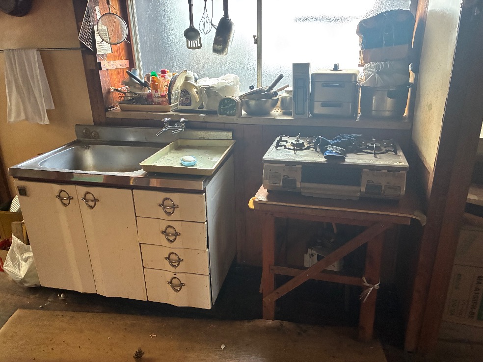 【東京都大田区】不動産会社J様から残置物回収依頼→不用品回収業者のZI様が施行しました