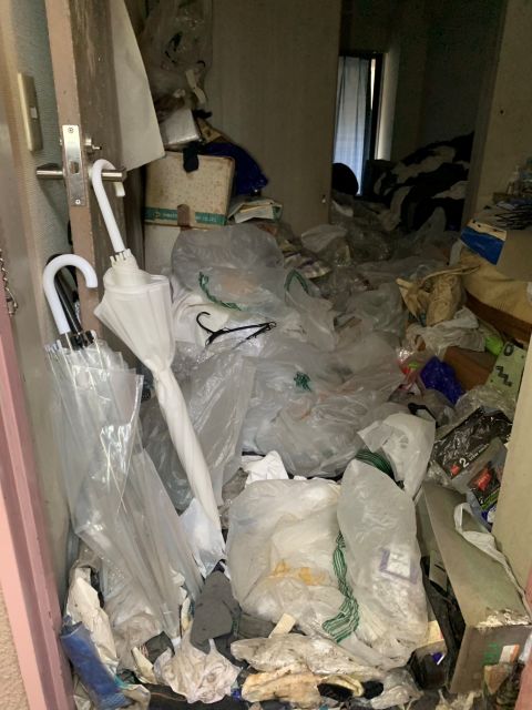 【東京都杉並区】不動産業者T企画様からの残置物撤去依頼→不用品回収業者のD建設様が施行しました